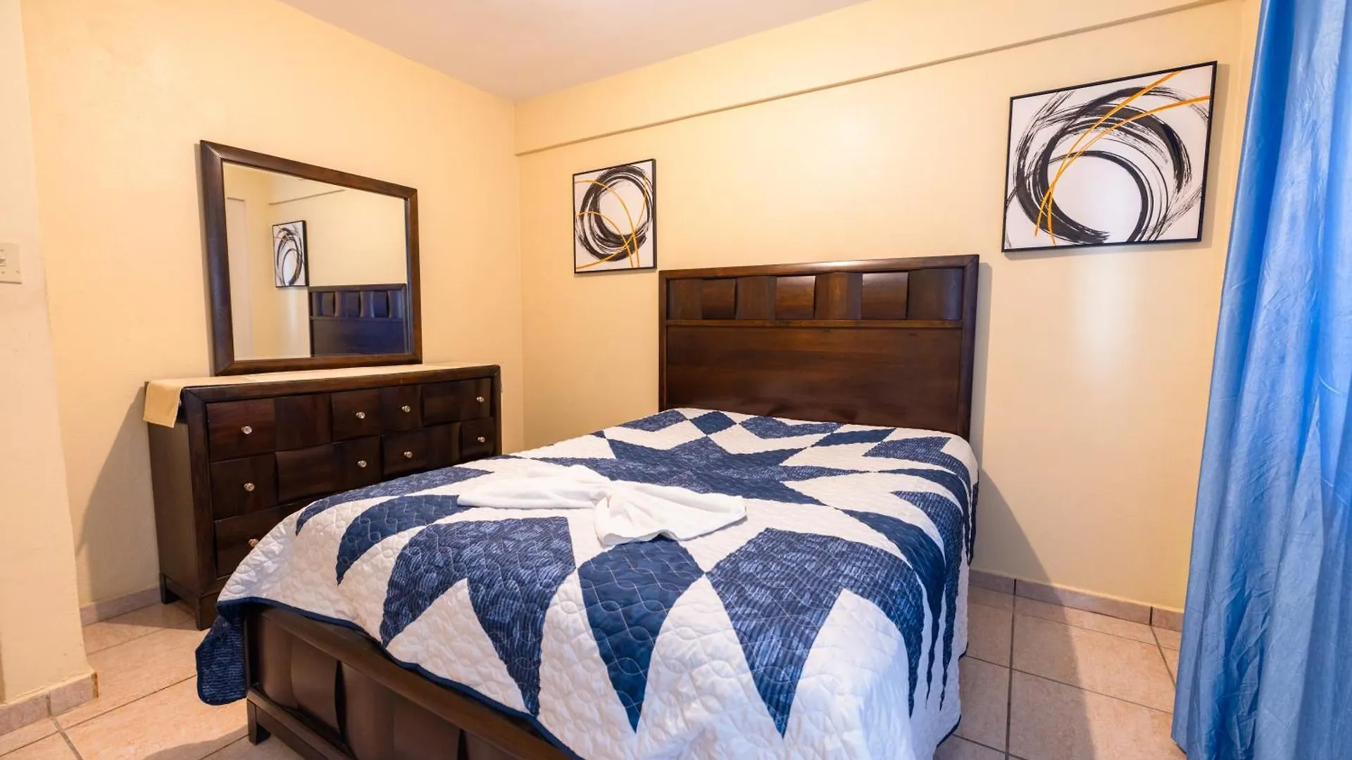 Villa Colinas Del Atlantico 2 Floors Isabela